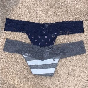 Aerie Size Medium Thongs
